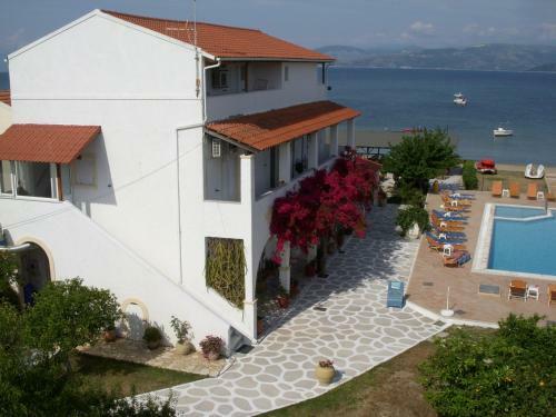 Koulouris Beach Hotel