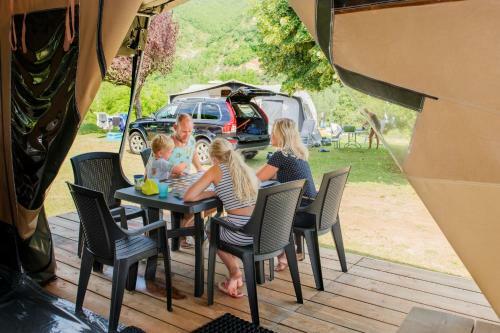 Camping Rcn Val De Cantobre