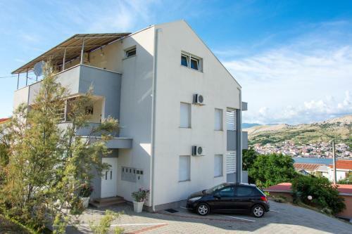 Apartments Sv. Jelena 1