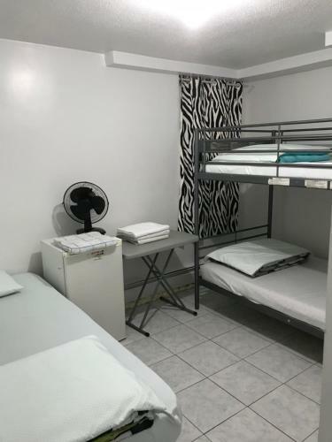Albergue University Apartment