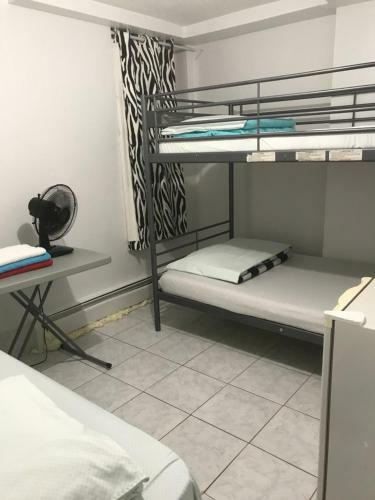 Albergue University Apartment