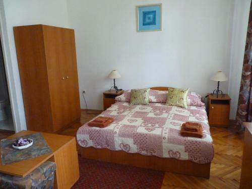 Hotel Kast�lysz�ll� Szarkav�r
