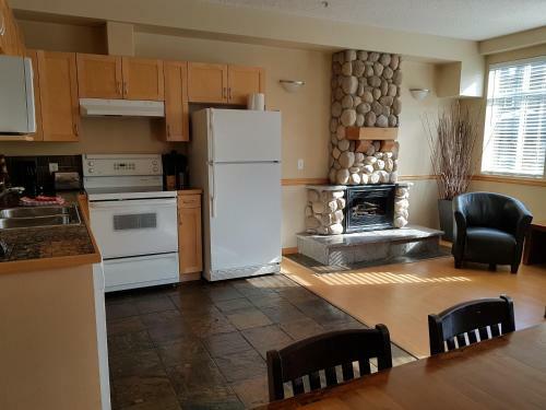 Hotel Sunset Resorts Canmore