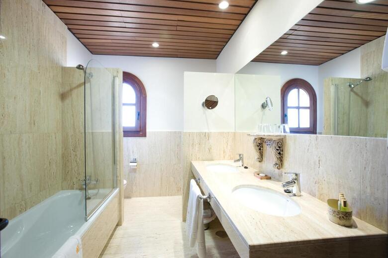Agroturismo Bodegas Hacienda Albae