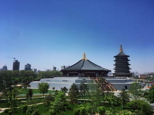 Yijia Youth Hostel