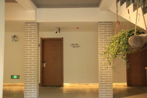 Yijia Youth Hostel