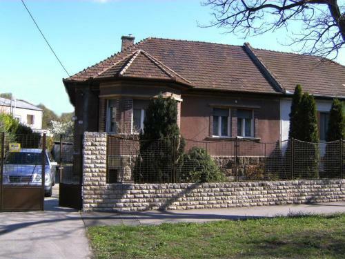 City-haus In Budapest Mit Garten