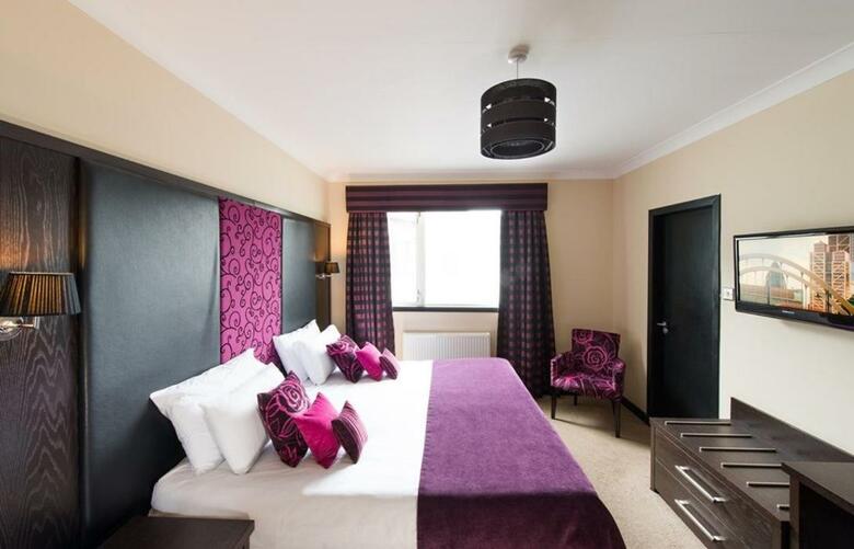 The Popinjay Hotel & Spa