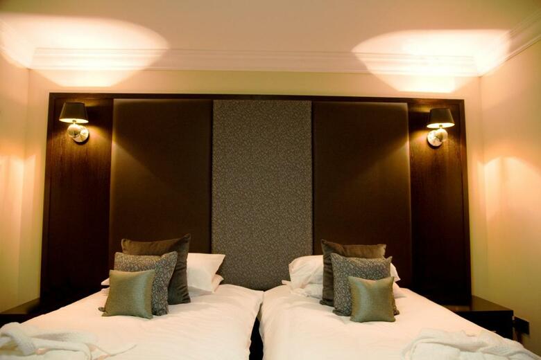 The Popinjay Hotel & Spa