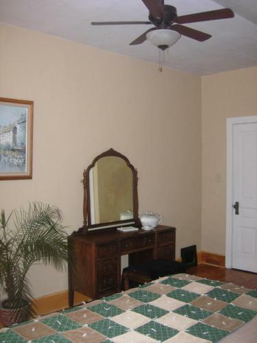 Koch Haus Bed And Breakfast