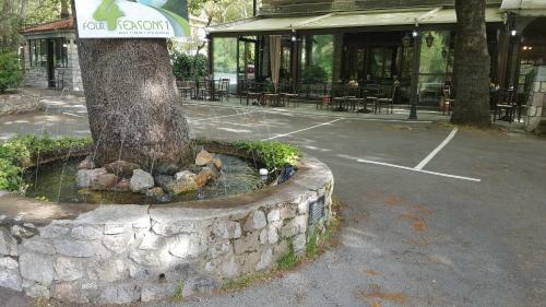 Hotel Hani Zemenou