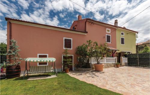 Holiday Home Pinezici I