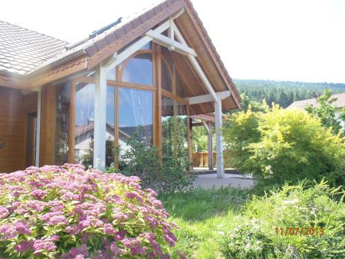 Le Chalet Du Pont Des F�es