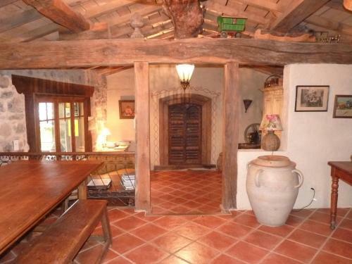 Bed & Breakfast Les Folies De La Serve