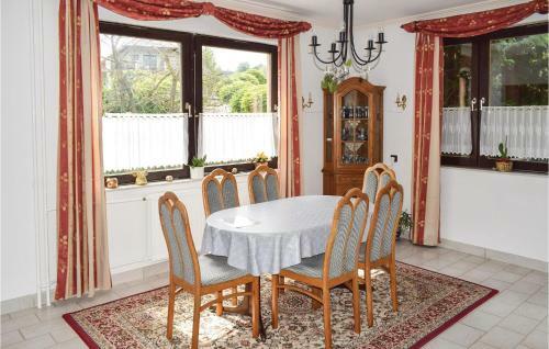 Holiday Home Ak�cfa Utca-zam�rdi