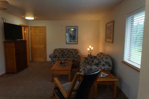 Salmon Catcher Lodge