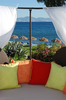 Hotel Oceanis Beach & Spa Resort
