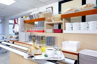 Hotel Premi�re Classe Tarbes - Bastillac