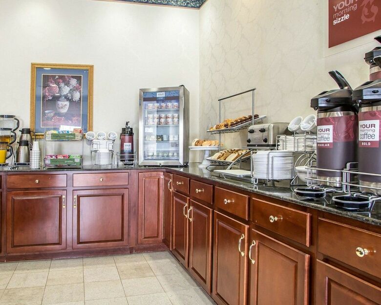 Hotel Comfort Suites - Jefferson City