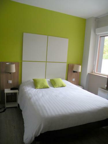 Hotel H�tel Restaurant Du Parc De La Colombi�re