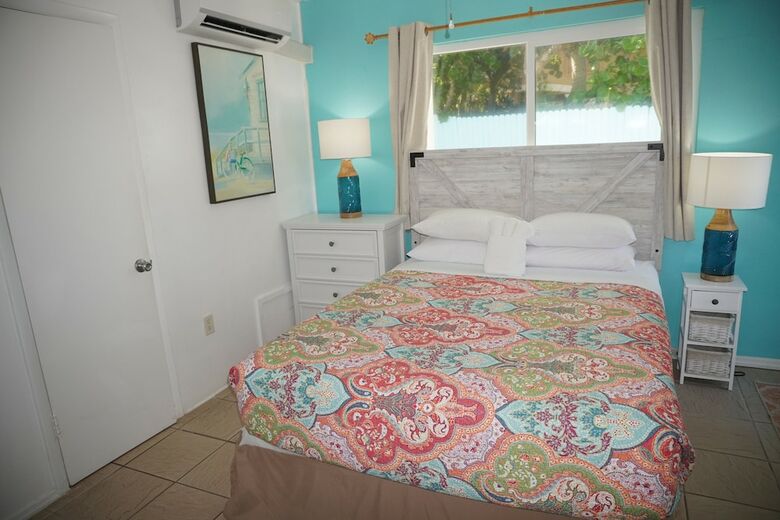 Posada The Pearl Beach Inn Resort