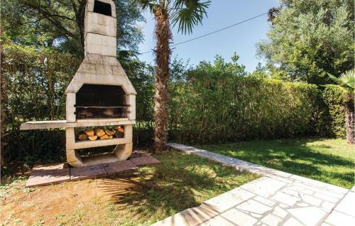 Holiday Home Ive Milcetica Matina Cr