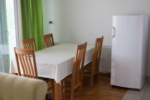 Apartments Goran?ica