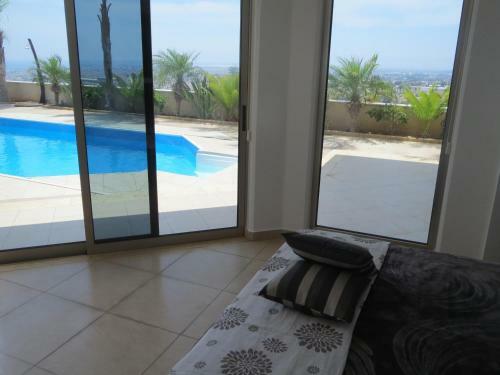 Sunset View Holiday Home