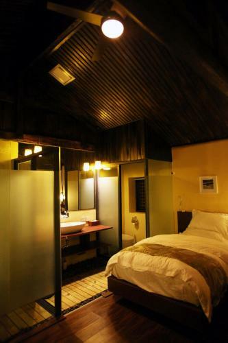 Bed & Breakfast Breezehill Residence