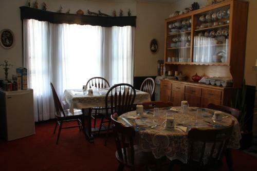 At The Harbourfront B&B Inn
