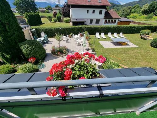 Hostal Schlosspension Landskron