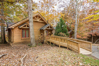 Hotel Shenandoah Crossing