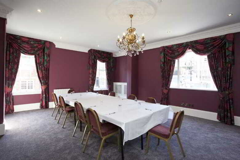 St James Hotel