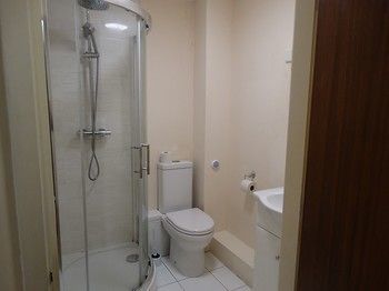 Hostal Ava Residence
