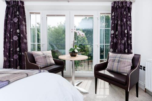 Bed & Breakfast Ascots House