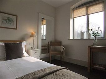 Agroturismo Newton House B&B