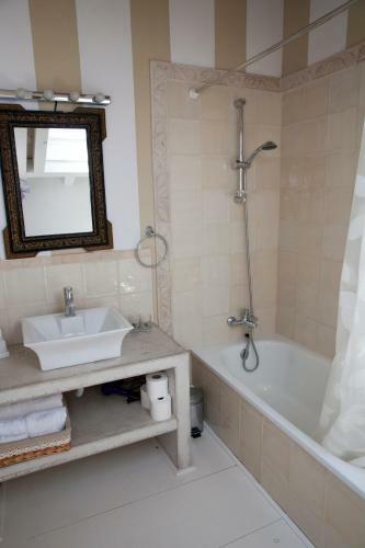 Agroturismo Apartamentos Rolisas