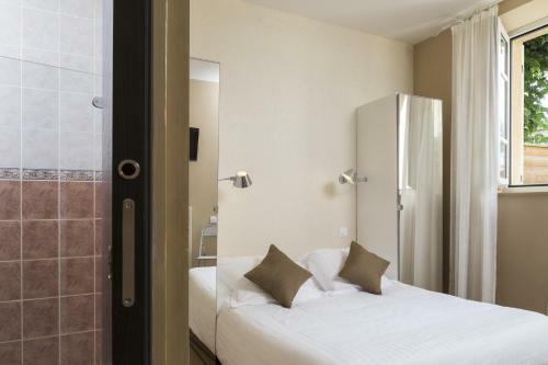 Hotel Auberge De Clochemerle