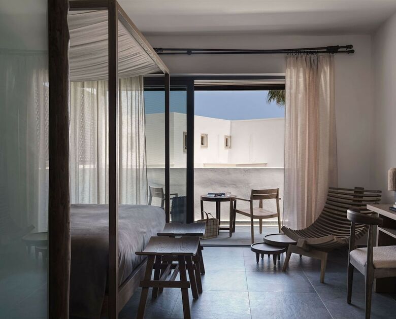 Hotel Lindian Village