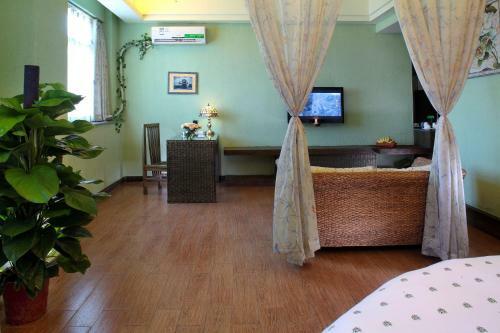 Forest City Resort Hotel