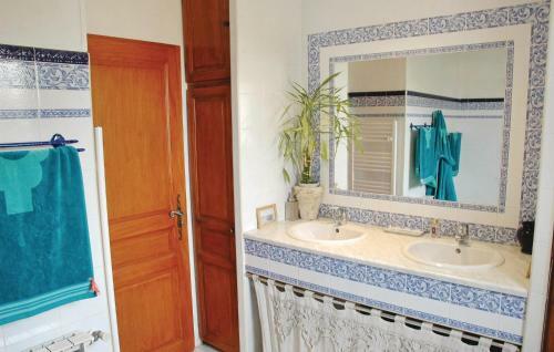 Holiday Home Bourg Saint Andeol Cd-919