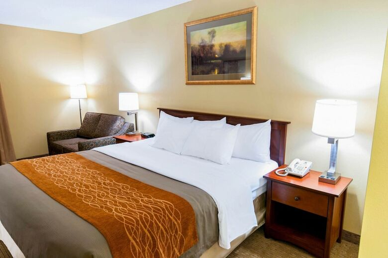 Hotel Comfort Inn Amish Country