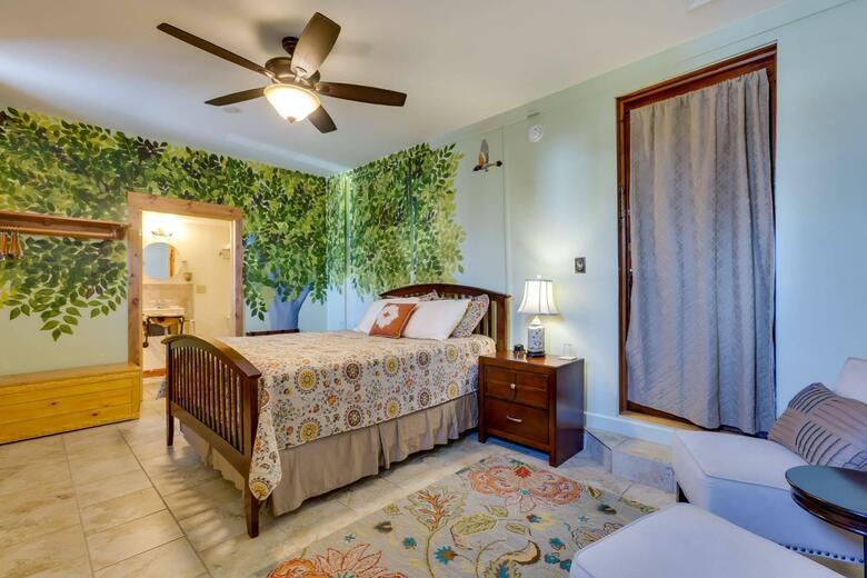 Posada Persimmon Inn