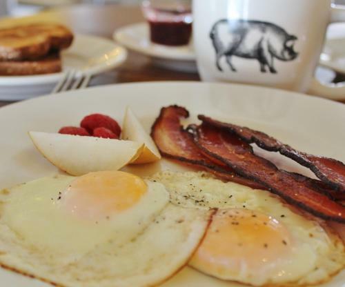 Bed & Breakfast King Hill Inn & Kitchen