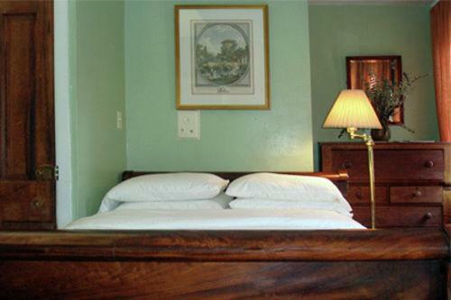 Posada Incentra Village House