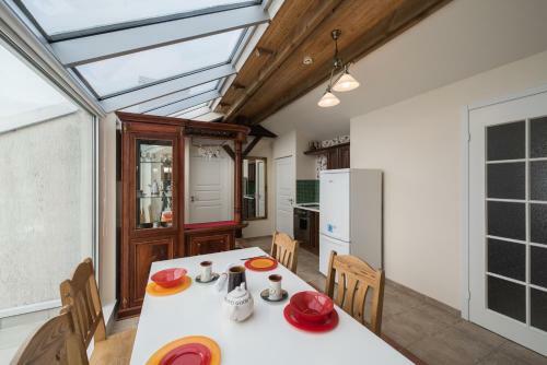 Hostal Baltas Namas