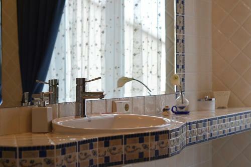 Hostal Baltas Namas