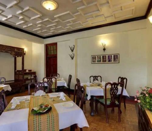 Hotel Royal Heritage Tripura Castle