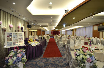 Hotel Regalees