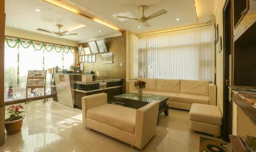 Hotel Moon Walk Residency